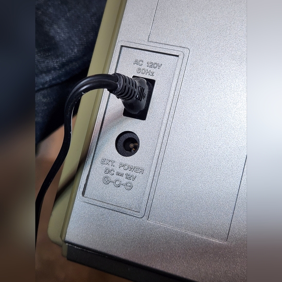 VINTAGE MONTGOMERY WARD BOOMBOX - Picture 3 of 16